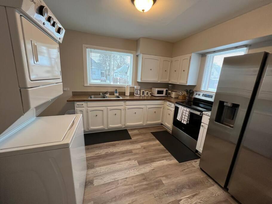 A Very Unique Quirky And Comfortable Home Spokane Exterior photo